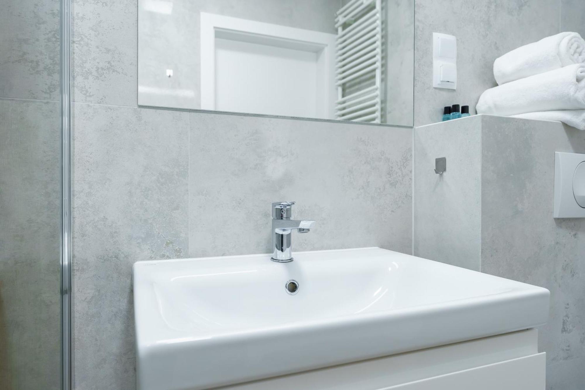 Apartament Morski Navigator By Holidaysun Kołobrzeg Kültér fotó